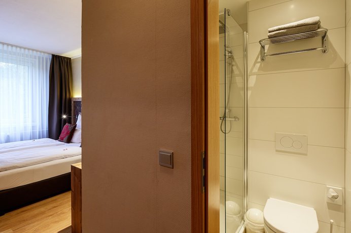 Imagen de la habitación del Hotel Waldhotel Berghof. Foto 10
