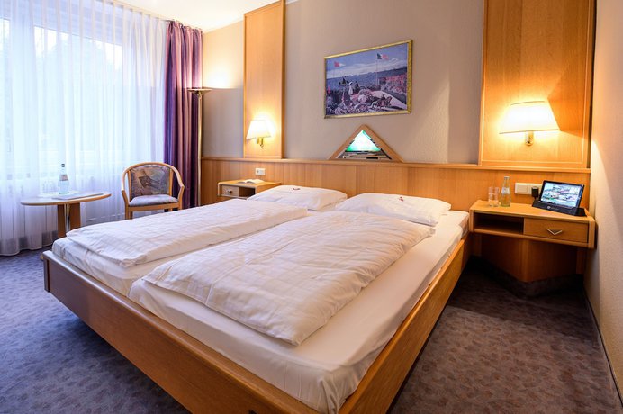 Imagen de la habitación del Hotel Waldhotel Berghof. Foto 16