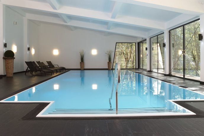 Imagen de la piscina del Hotel Waldhotel Berghof. Foto 20