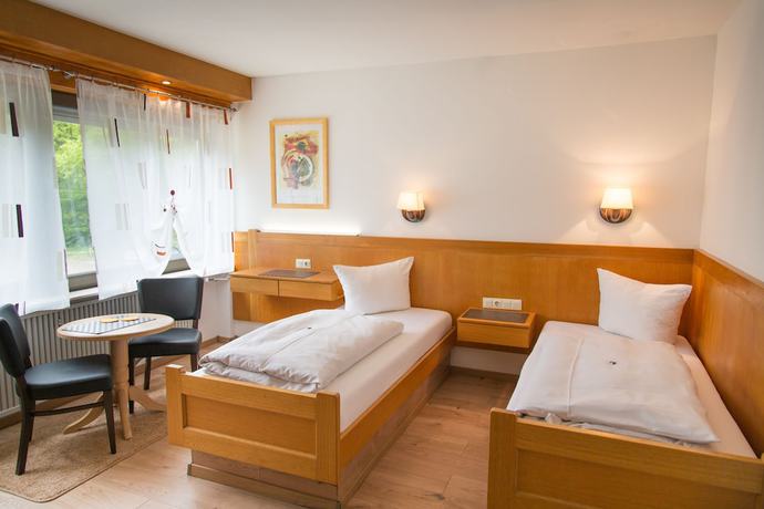 Imagen de la habitación del Hotel Waldhotel K&ouml;nig von Rom. Foto 9