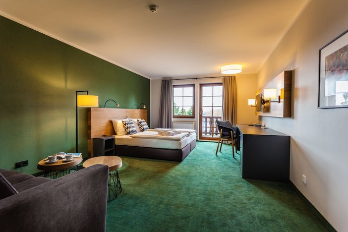 Imagen de la habitación del Hotel Waldhotel Kreuztanne. Foto 10