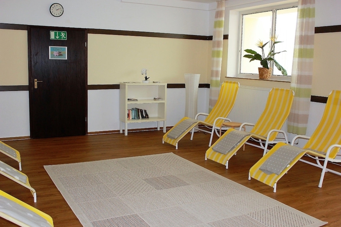 Imagen de la piscina del Hotel Waldhotel Schäferberg. Foto 17