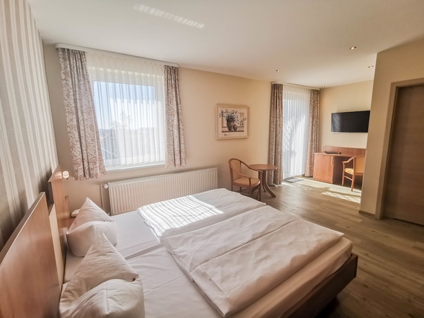 Imagen de la habitación del Hotel Wald-hotel Sellin. Foto 9