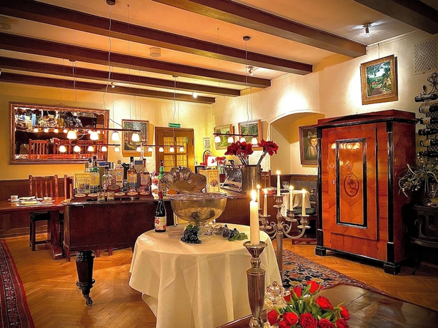 Imagen del bar/restaurante del Hotel Waldhotel Silberm&uuml;hle. Foto 3