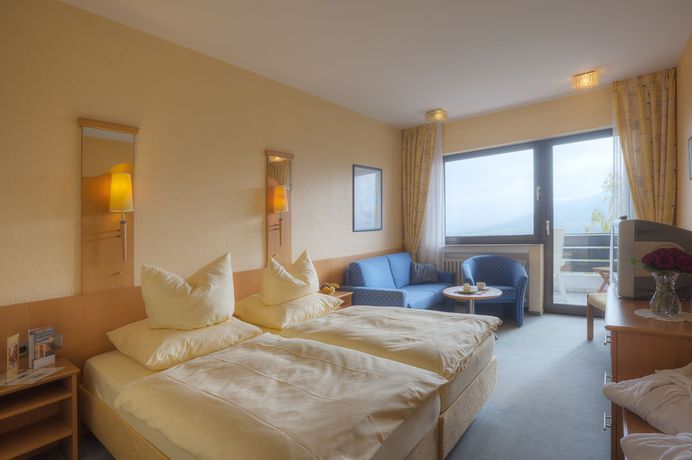 Imagen de la habitación del Hotel Waldhotel Sonnenberg. Foto 5