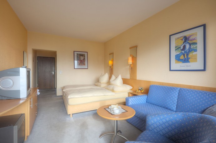 Imagen de la habitación del Hotel Waldhotel Sonnenberg. Foto 11