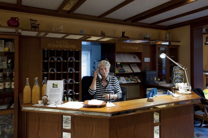 Imagen de los interiores del Hotel Waldhotel Sonnenberg. Foto 20