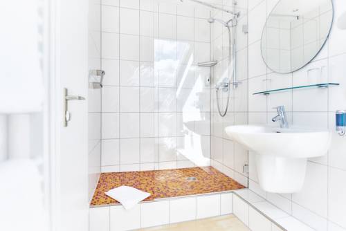 Imagen de la habitación del Hotel Waldhotel Sulzbachtal. Foto 3