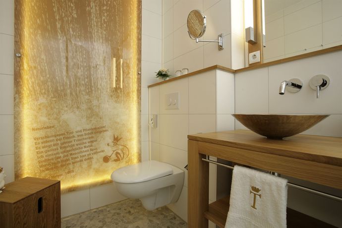 Imagen de los interiores del Hotel Waldhotel Tannenhäuschen. Foto 14