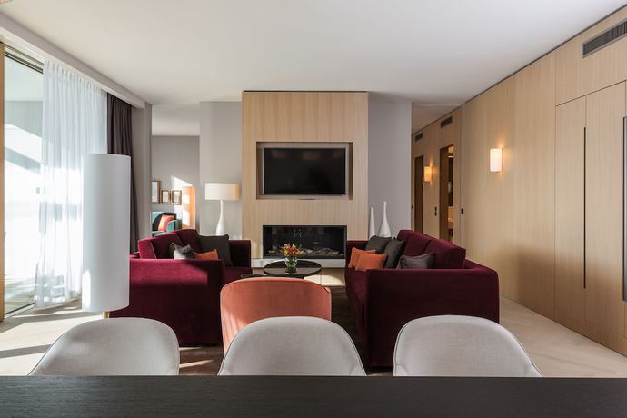 Imagen de la habitación del Hotel Waldhotel by B&uuml;rgenstock Lake Lucerne. Foto 4