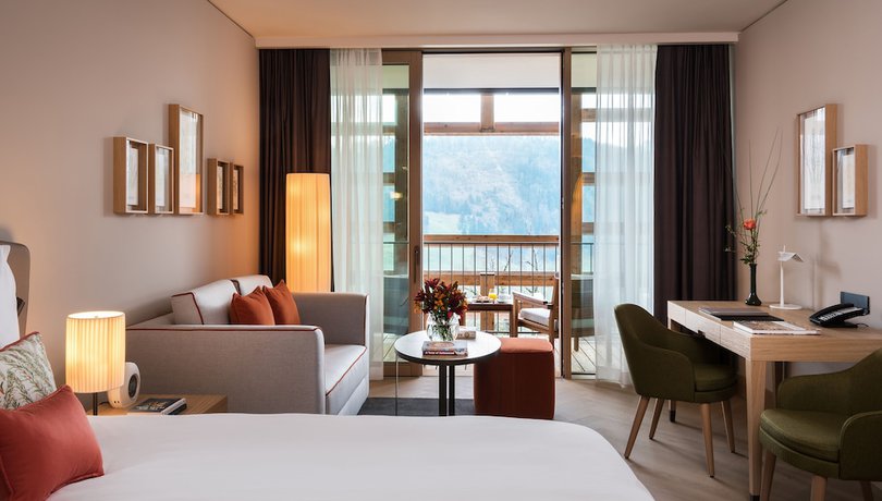 Imagen de la habitación del Hotel Waldhotel by B&uuml;rgenstock Lake Lucerne. Foto 8