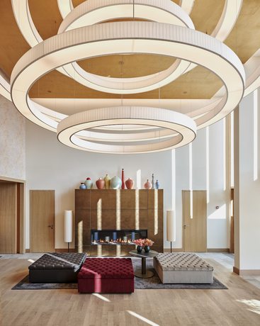 Imagen de los interiores del Hotel Waldhotel by B&uuml;rgenstock Lake Lucerne. Foto 19