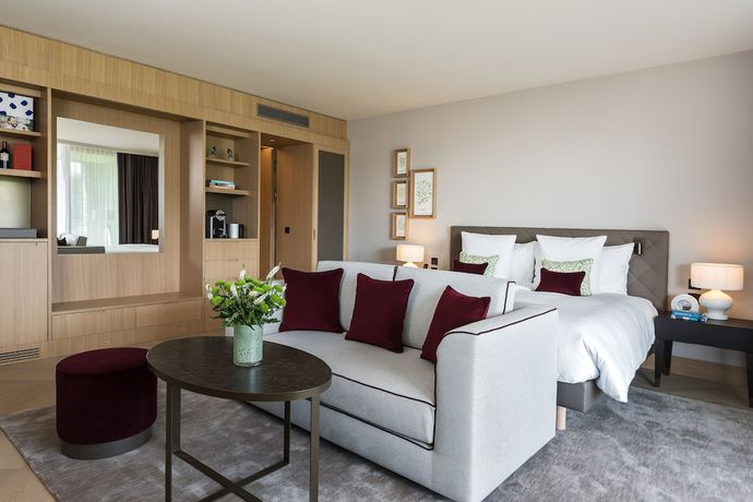 Imagen de la habitación del Hotel Waldhotel by B&uuml;rgenstock Lake Lucerne. Foto 10
