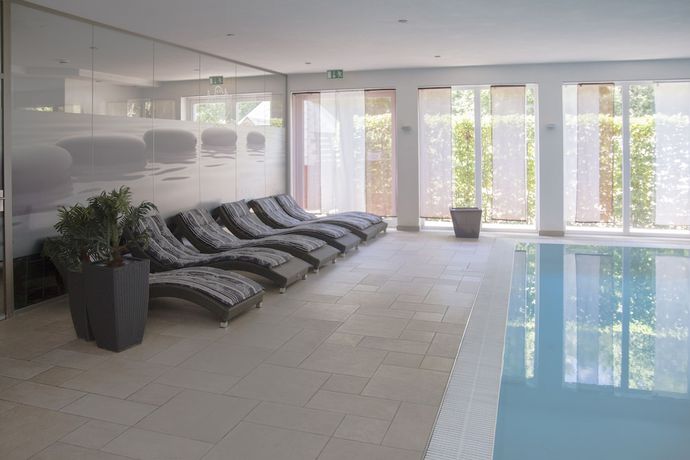 Imagen de la piscina del Hotel Waldidyll Rabenhorst. Foto 18