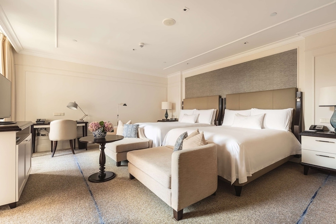 Imagen de la habitación del Hotel Waldorf Astoria Amsterdam. Foto 10