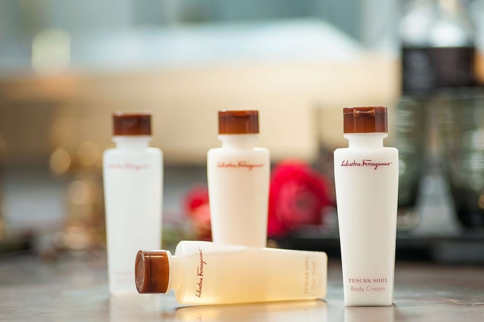 Imagen de la habitación del Hotel Waldorf Astoria Beijing. Foto 3