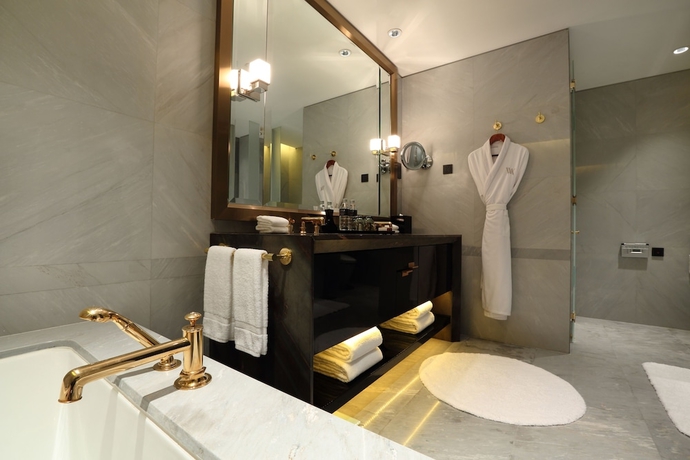 Imagen de la habitación del Hotel Waldorf Astoria Beijing. Foto 7