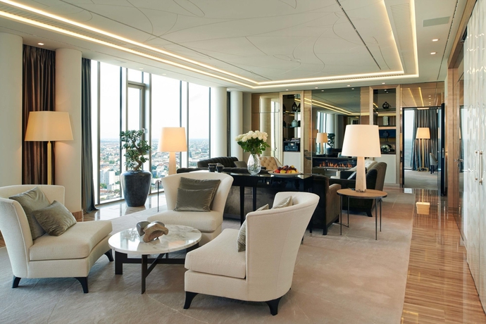 Imagen de la habitación del Hotel Waldorf Astoria Berlin. Foto 13