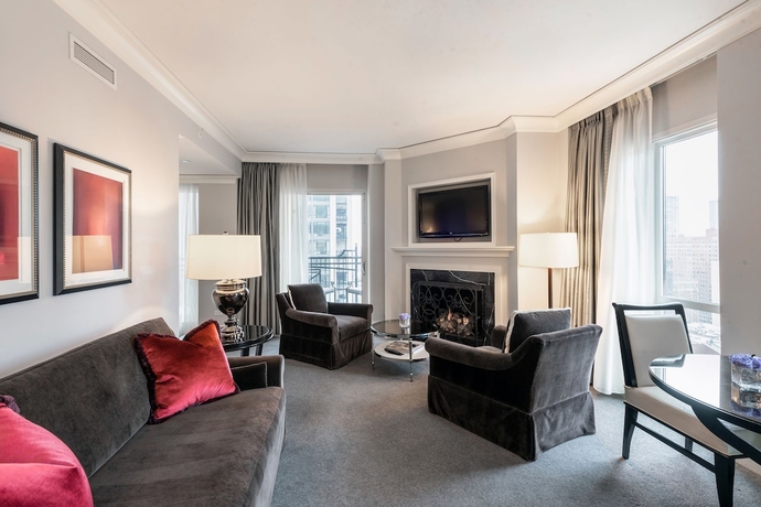 Imagen de la habitación del Hotel Waldorf Astoria Chicago. Foto 6