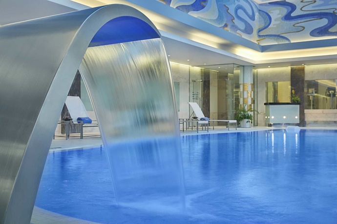 Imagen de la piscina del Hotel Waldorf Astoria Jeddah - Qasr Al Sharq. Foto 14