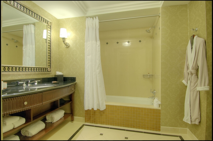 Imagen de la habitación del Hotel Waldorf Astoria Orlando. Foto 6