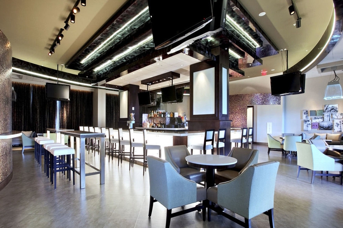 Imagen del bar/restaurante del Hotel Waldorf Astoria Orlando. Foto 3