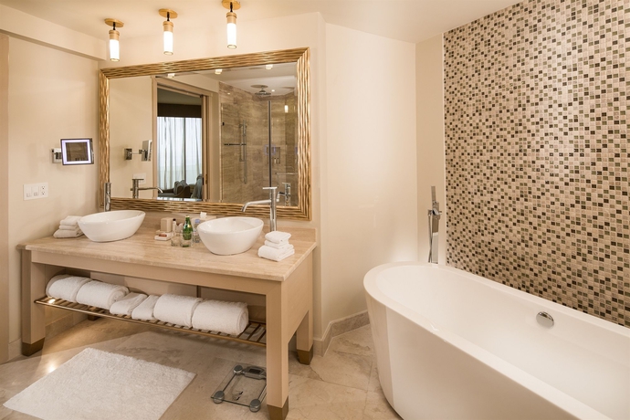 Imagen de la habitación del Hotel Waldorf Astoria Panama. Foto 9