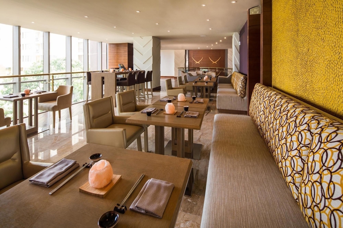 Imagen del bar/restaurante del Hotel Waldorf Astoria Panama. Foto 6