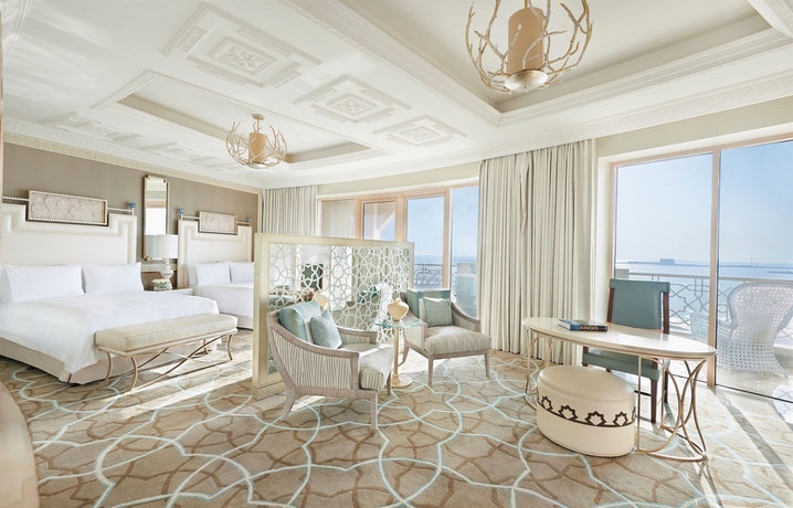 Imagen de los interiores del Hotel Waldorf Astoria Ras Al Khaimah. Foto 15