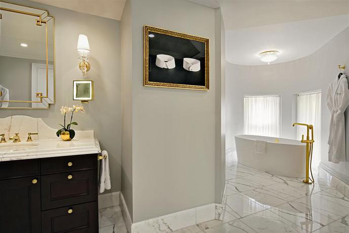 Imagen de la habitación del Hotel Waldorf Astoria Washington DC. Foto 8