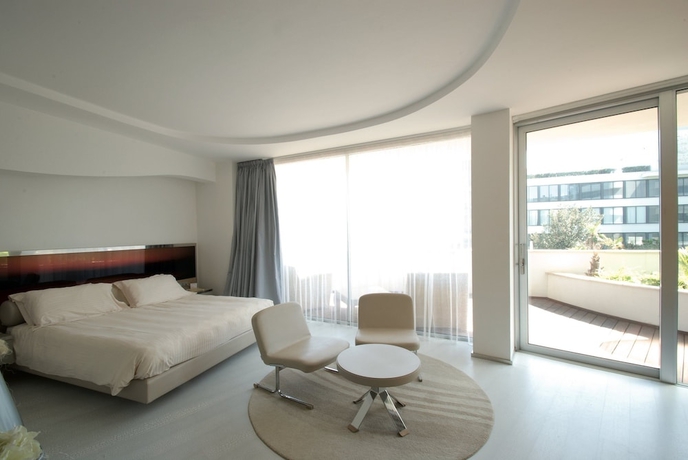 Imagen de la habitación del Hotel Waldorf - Premier Resort. Foto 5