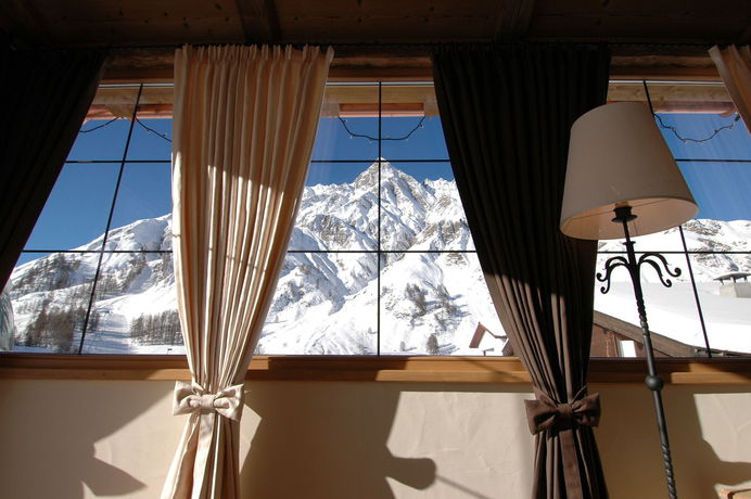 Imagen del bar/restaurante del Hotel Waldpark. Foto 4