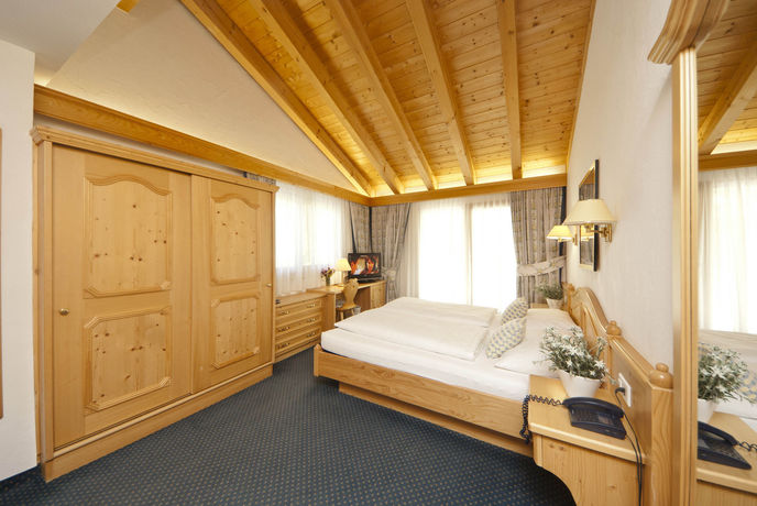 Imagen de los interiores del Hotel Waldpark. Foto 16