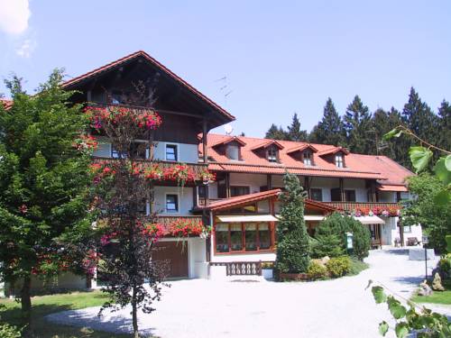 Imagen de la habitación del Hotel Waldpension J&auml;gerst&uuml;berl. Foto 2