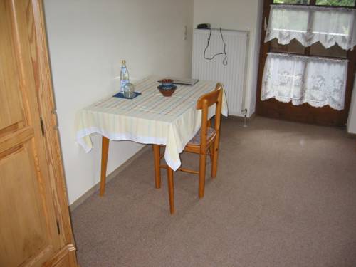 Imagen de la habitación del Hotel Waldpension J&auml;gerst&uuml;berl. Foto 6