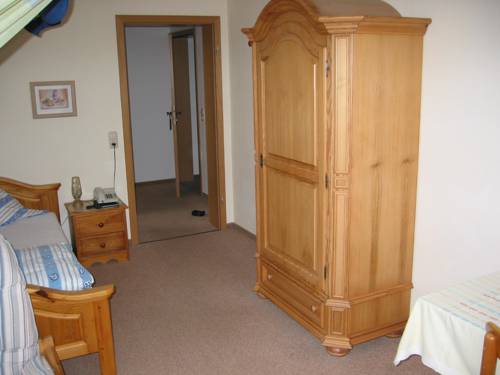 Imagen de la habitación del Hotel Waldpension J&auml;gerst&uuml;berl. Foto 9