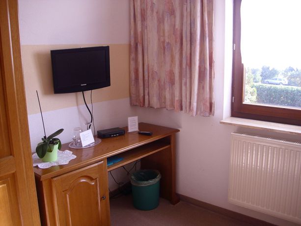 Imagen de la habitación del Hotel Waldschl&ouml;sschen, Breitungen/Werra. Foto 7