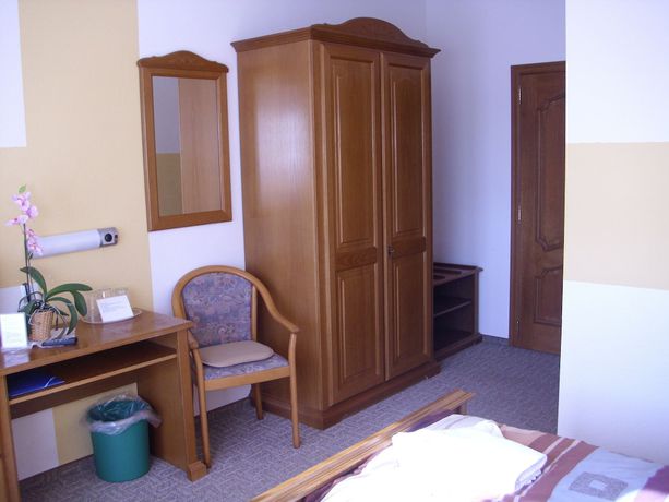 Imagen de la habitación del Hotel Waldschl&ouml;sschen, Breitungen/Werra. Foto 9