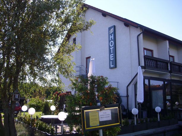 Imagen general del Hotel Waldschl&ouml;sschen, Breitungen/Werra. Foto 1