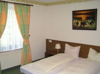 Imagen de la habitación del Hotel Waldschl&ouml;sschen, Mittenwalde. Foto 5