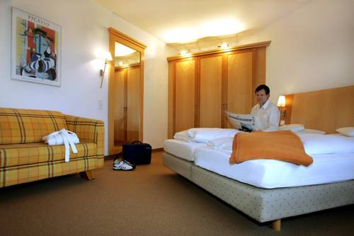 Imagen de la habitación del Hotel Waldsee Golf Resort. Foto 8