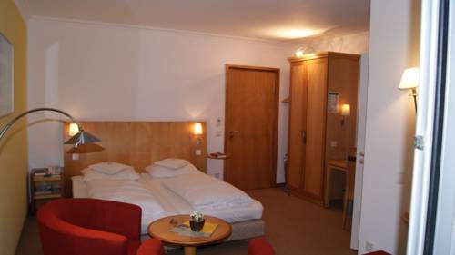 Imagen de la habitación del Hotel Waldsee Golf Resort. Foto 9