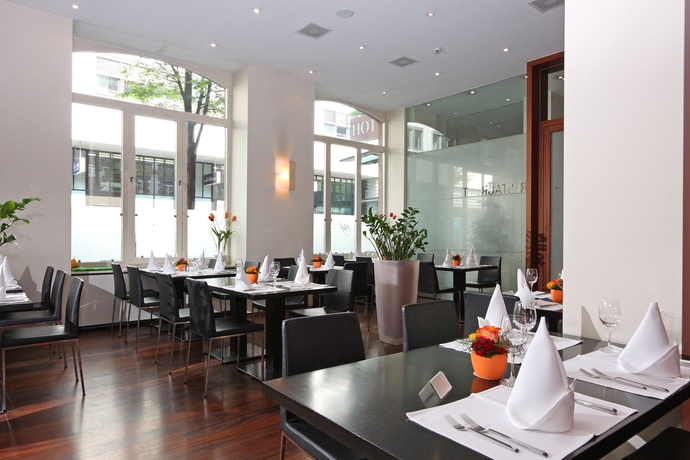 Imagen del bar/restaurante del Hotel Waldstaetterhof Swiss Quality. Foto 2