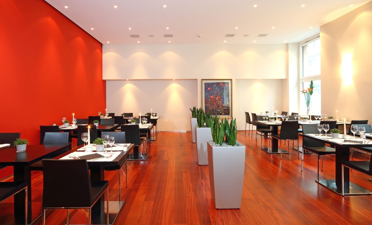 Imagen del bar/restaurante del Hotel Waldstaetterhof Swiss Quality. Foto 3