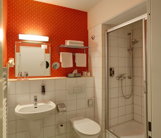 Imagen de la habitación del Hotel Waldzeit Berlin-Gr&uuml;nau. Foto 12