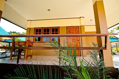 Imagen de la habitación del Hotel Waleekarn Resort. Foto 15