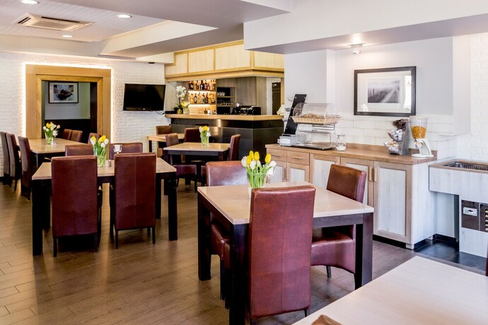 Imagen del bar/restaurante del Hotel Walewscy. Foto 19