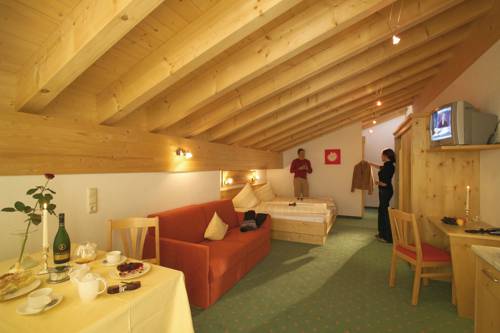 Imagen de la habitación del Hotel Walisgaden. Foto 14