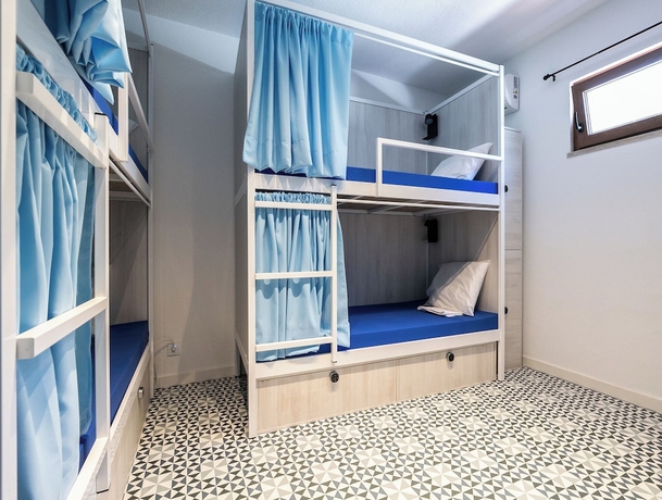 Imagen de la habitación del Hotel Walk in Hostel Faro. Foto 15