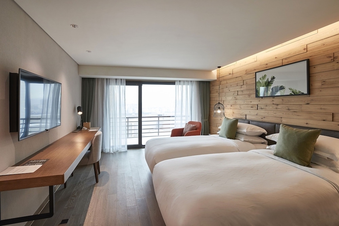 Imagen de la habitación del Hotel Walkerhill Douglas House. Foto 15
